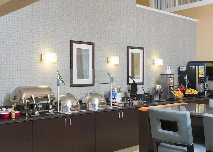 Chicago 3* Deerfield