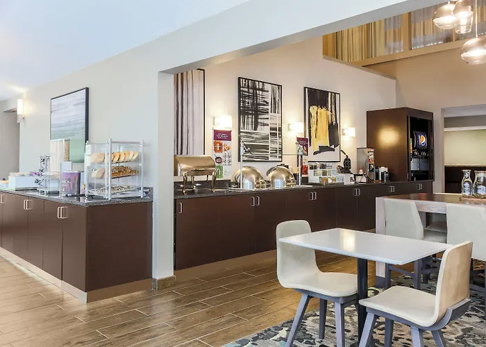 Chicago Hotel 3*