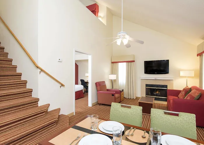 Chicago 3* Deerfield