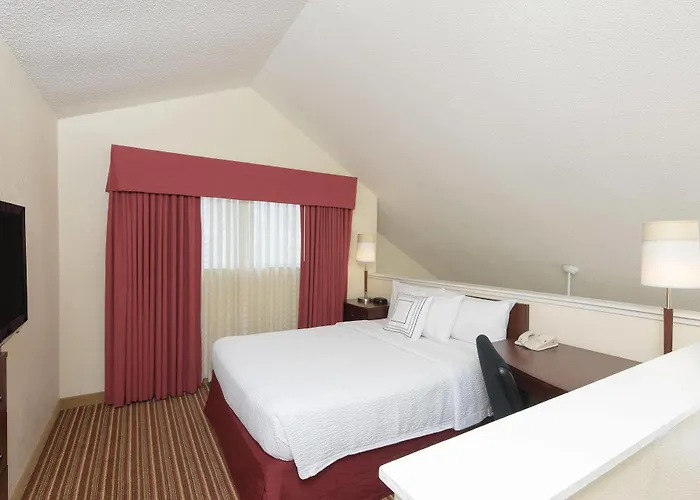 Chicago Hotel Deerfield